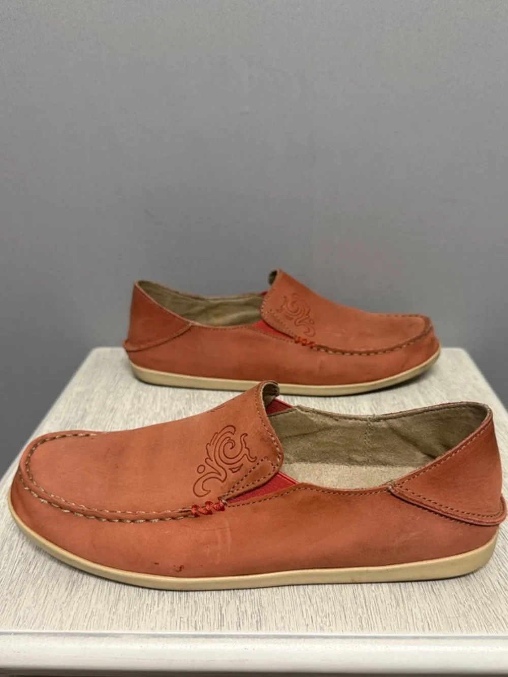 OluKai Nohea Nubuck Women’s Coral Red Size 8 Slip-on Loafer Moccasin 20174RC20